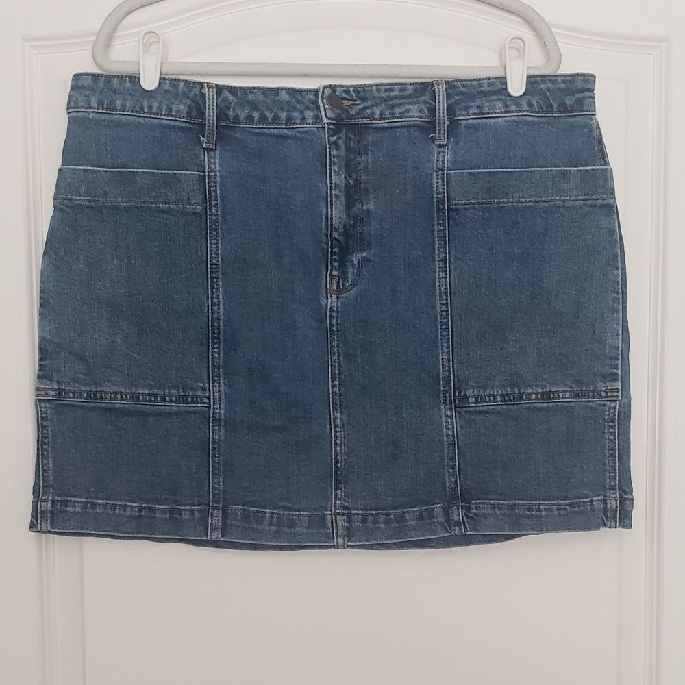 Old Navy Women's Denim Mini Skirt Blue Utility‎ Pockets Size 18 Y2K Streetwear